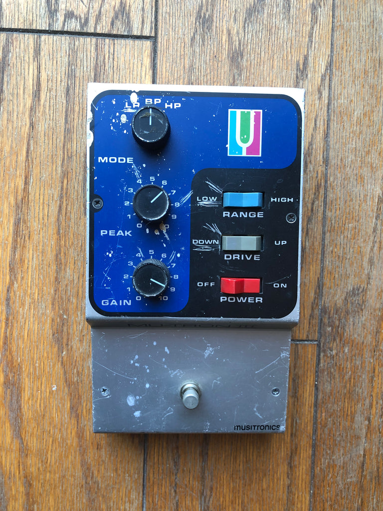 mutron pedal Vintage Musitronics Mu-tron III pedal and power supply owned by Alphon – Astound Sound